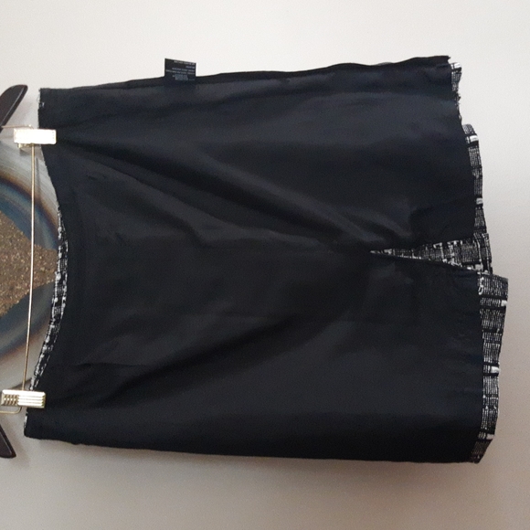 Vintage Carlisle Plaid Tweed Skirt - Picture 10 of 16